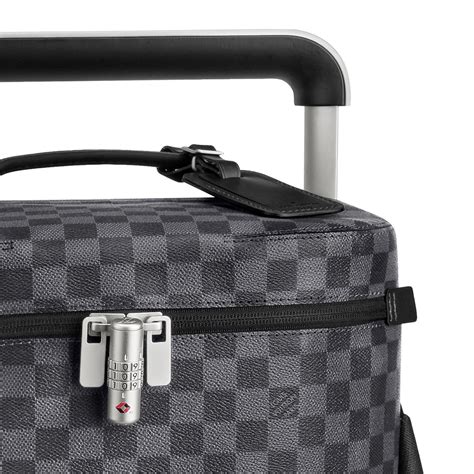 Products by Louis Vuitton: Horizon Soft Duffle 55